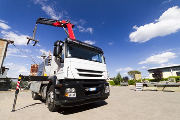 LKW mit Kran