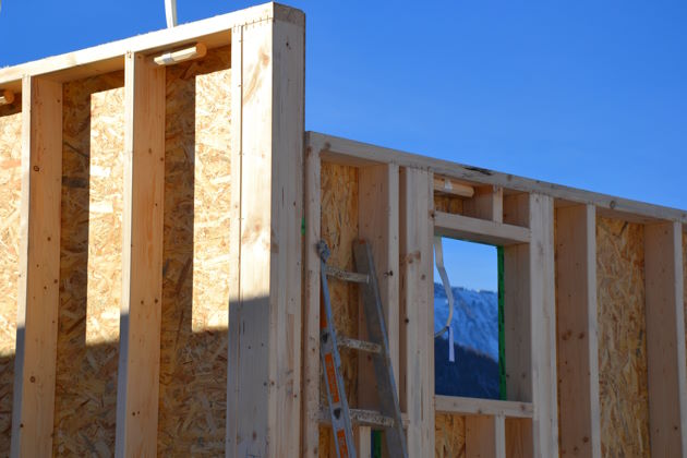 Außenwand Holzrahmenbau mit OSB-Platten