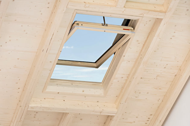 Dachfenster aus Holz, Beispiel Roto