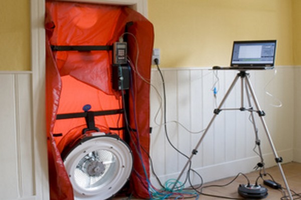 Blower-Door-Messung