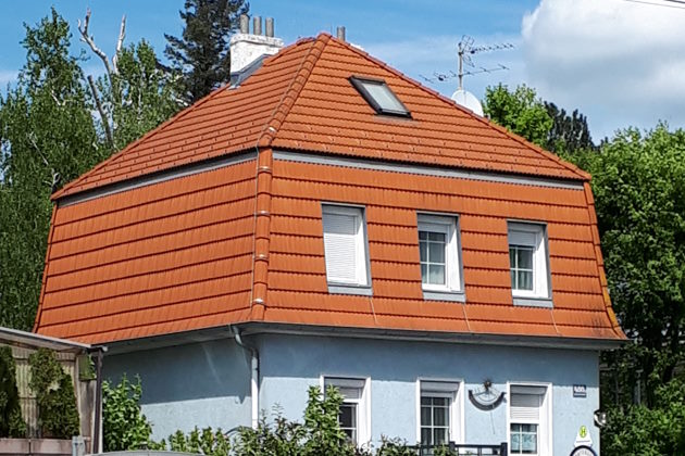 Beispiel Haus mit Mansarddach