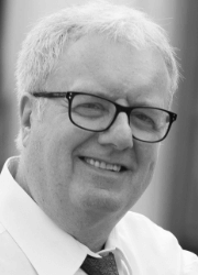 Wilfried Ritter, Autor und Herausgeber der Bauherren-Plattform Haus-Selber-bauen.com
