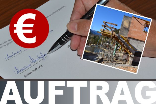 Auftragsvergabe: Bauauftrag für Hausbau unterschreiben