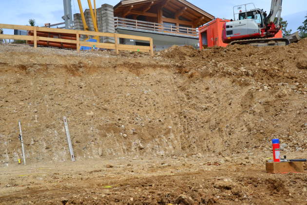 Ausgehobene Baugrube in Bodenklasse 5, schwer lösbarer Boden