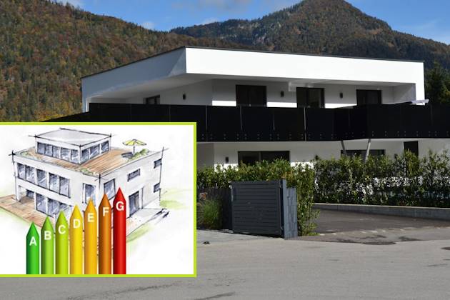 Energieeffizientes Flachdachhaus nach Passivhaus-Standard